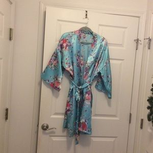 Never worn robe.